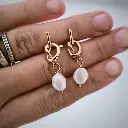 Loversknot Earrings (1).webp