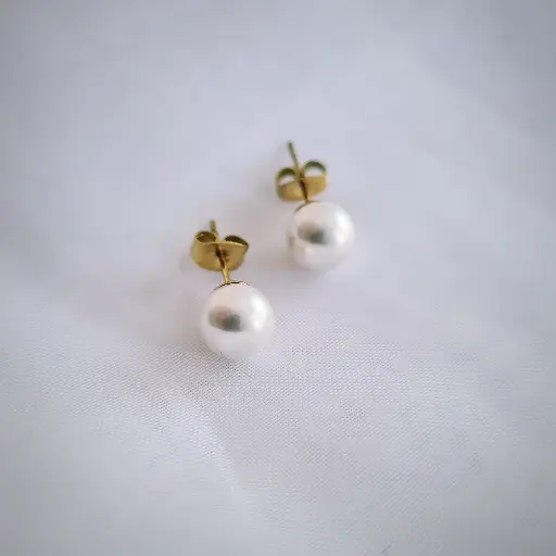 Pearl Studs