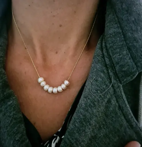 Pearl Short String Necklace